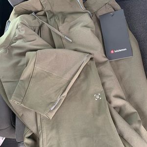 Switch up joggers lululemon NWT sold out
